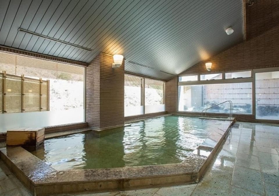 Hotel New Momiji Ryokan in Japan