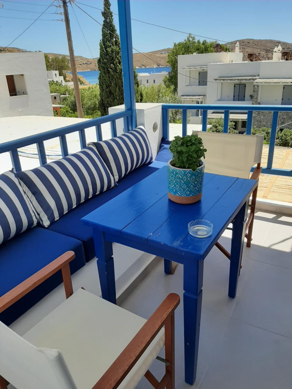 Marietta Hotel in Milos
