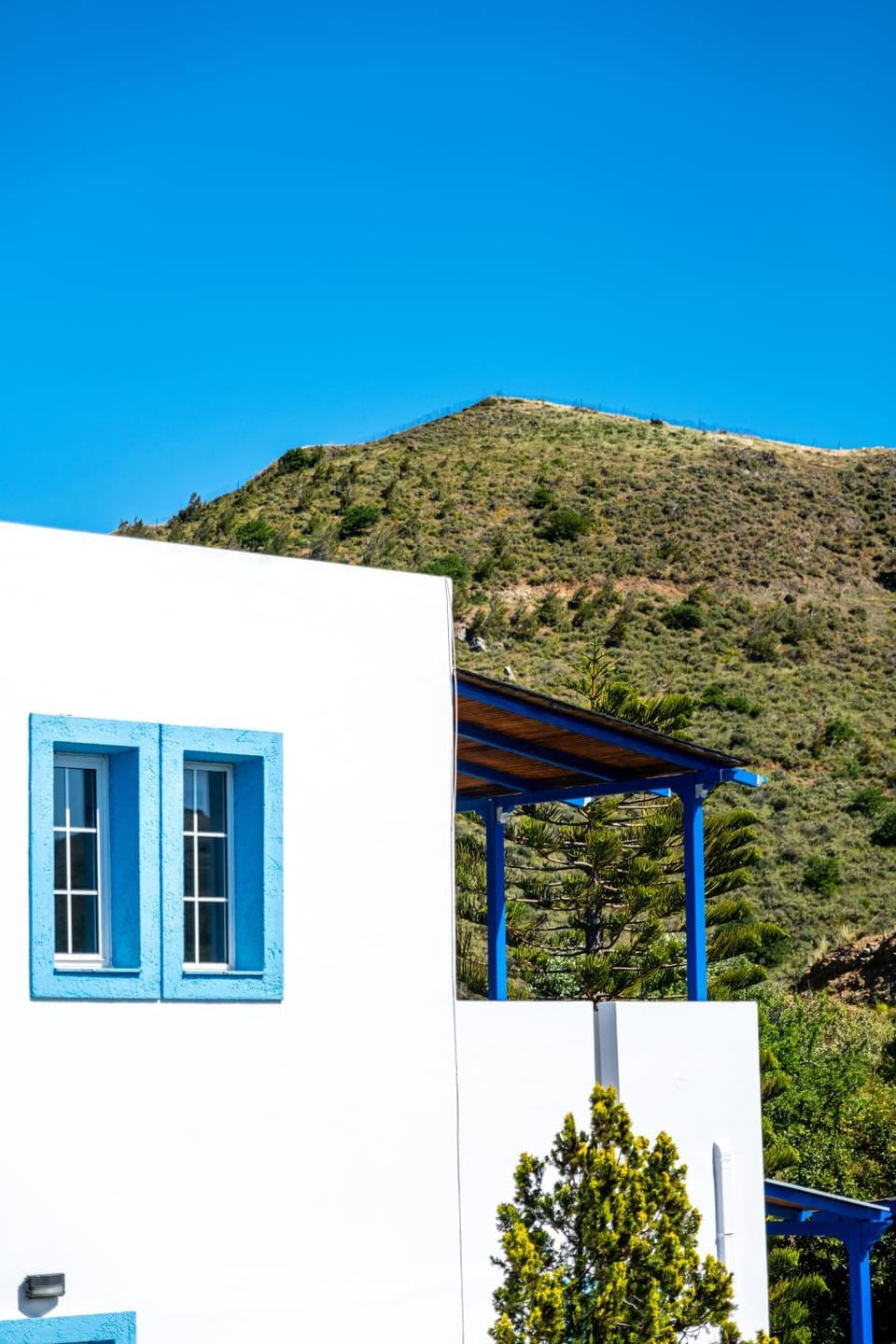 Property building, View (from property/room), Balcony/Terrace, Mountain view