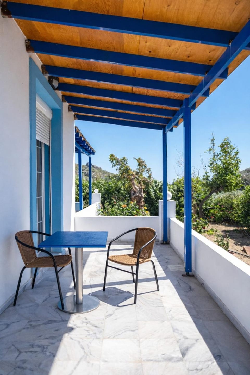 View (from property/room), Balcony/Terrace, Garden view