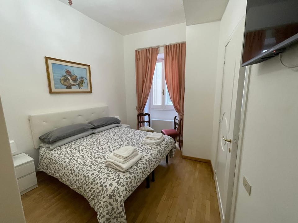 Foro Romano Apartments B Apartment in Rome