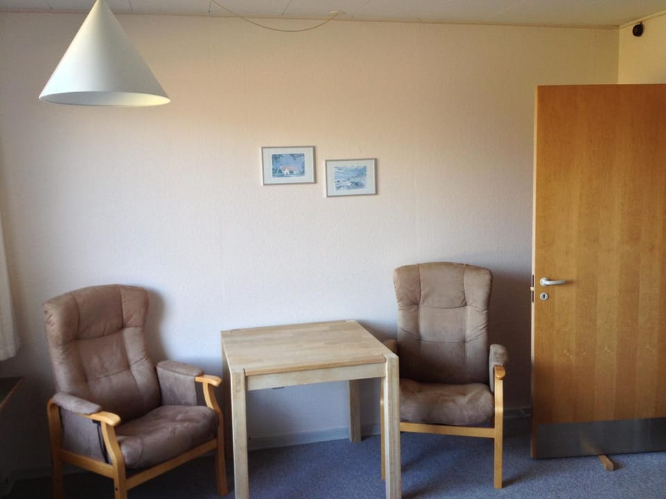 Decorative detail, Seating area