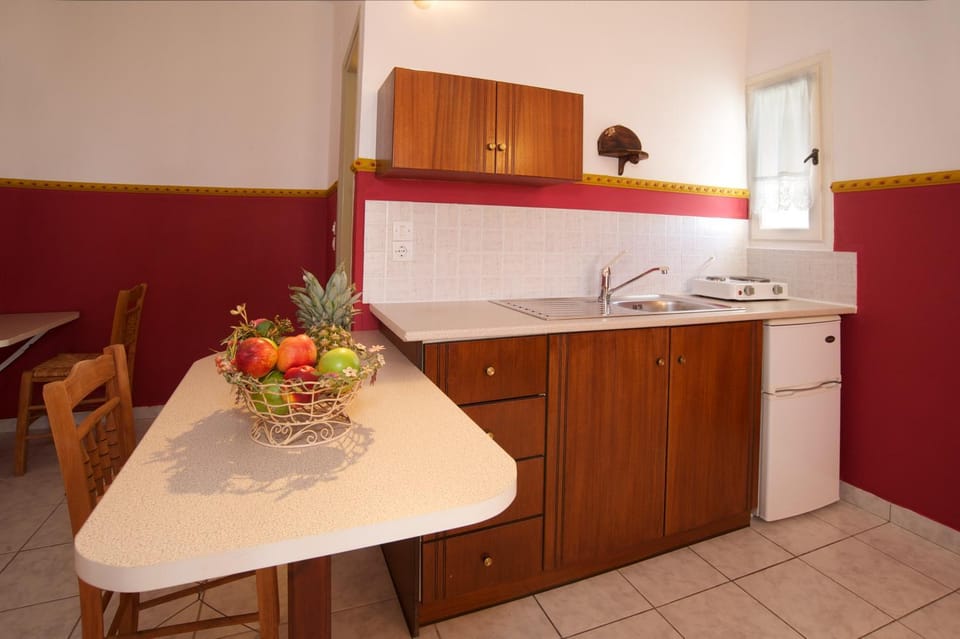 Kitchen or kitchenette, Photo of the whole room