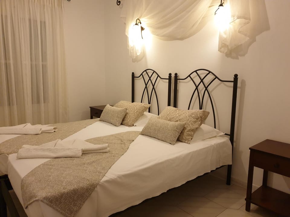 Sifnos Hotel Benaki Hotel in Milos