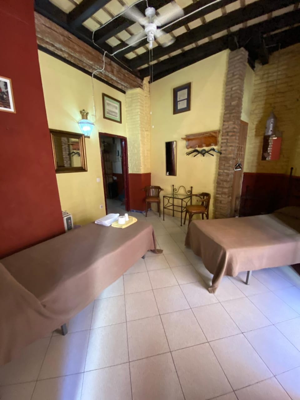 PENSION VERGARA , Sevilla Bed and Breakfast in Seville