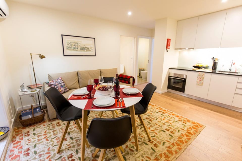 Kitchen or kitchenette, Living room, Dining area