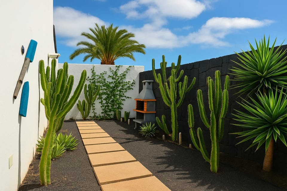 Patio, Garden, Balcony/Terrace