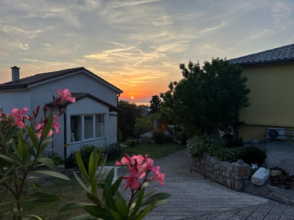 Villa Beba - Apartments Bed and Breakfast in Lika-Senj County