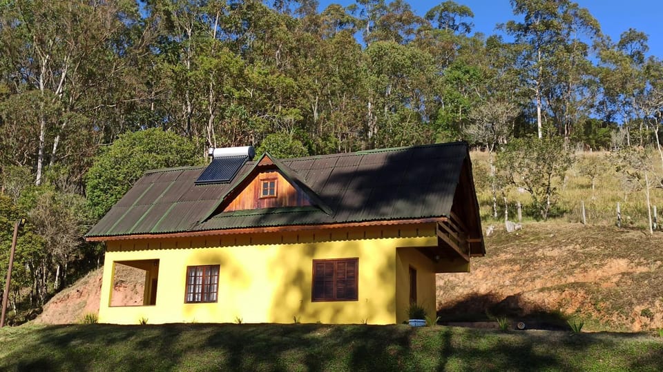 Chalé em Delfim Moreira-MG House in State of São Paulo