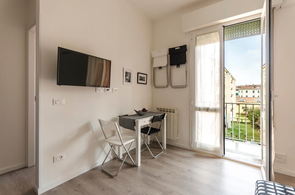 TV and multimedia, Balcony/Terrace, Living room