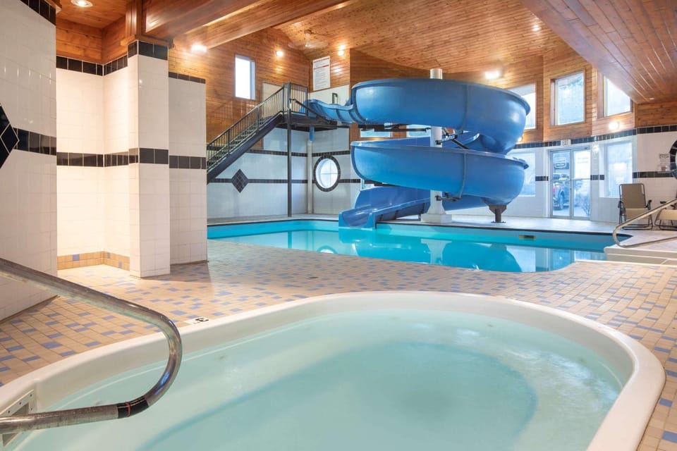 Hot Tub, On site