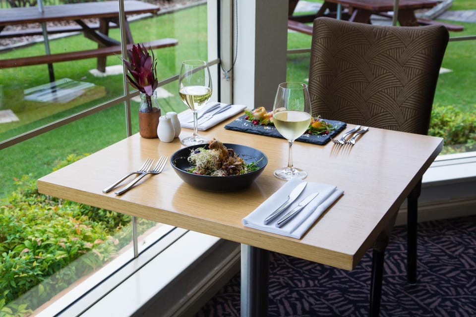 Food and drinks, Dining area, Food, Dinner