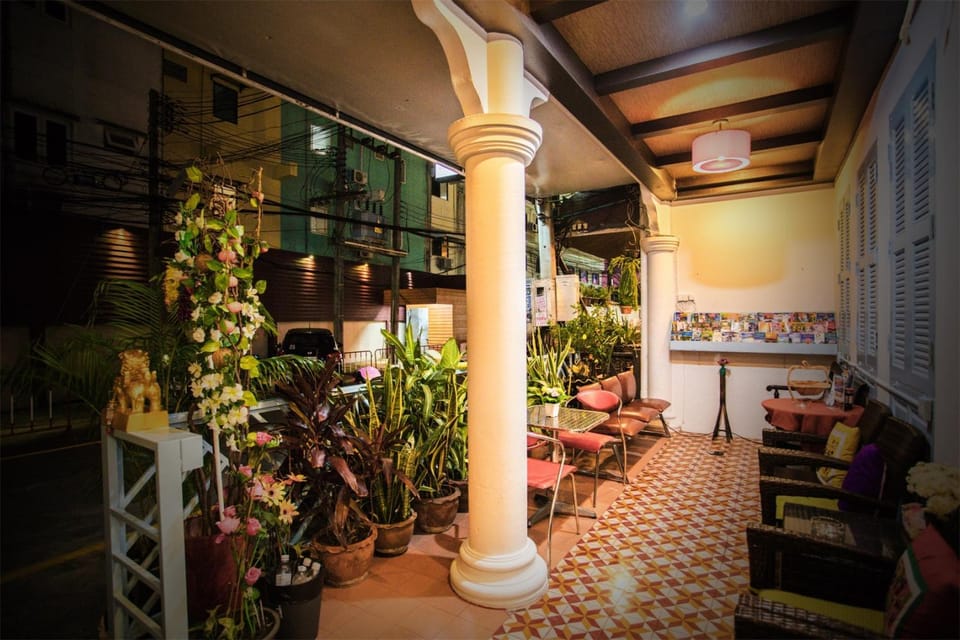 Lounge or bar