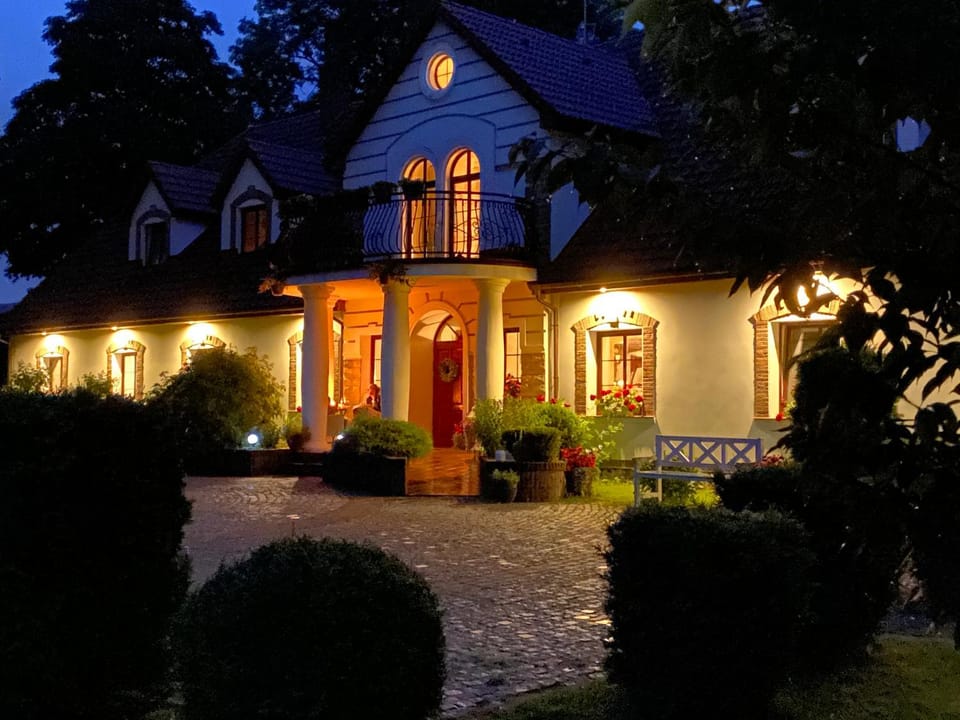 Property building, Garden