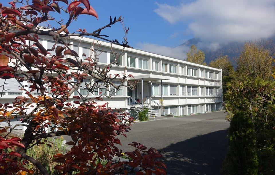 Property building, Day