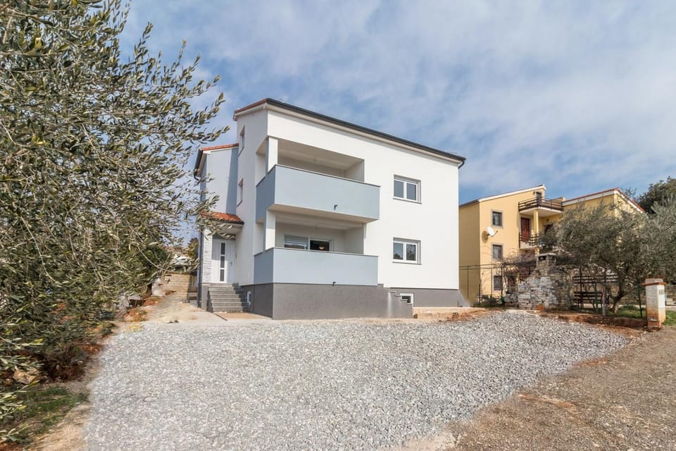 BBQ facilities, Children play ground, Garden, Balcony/Terrace, Seating area