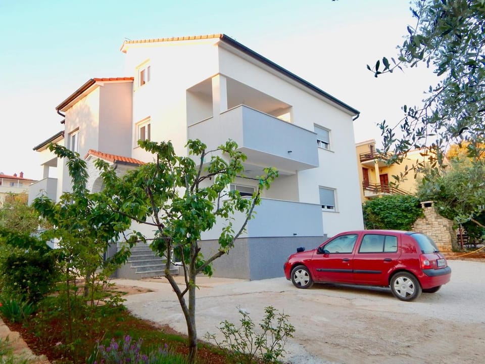 Apartments Mira Bed and Breakfast in Pula