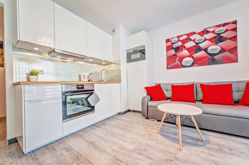 Kitchen or kitchenette, Living room, Seating area, dishwasher, minibar, pet friendly, stove