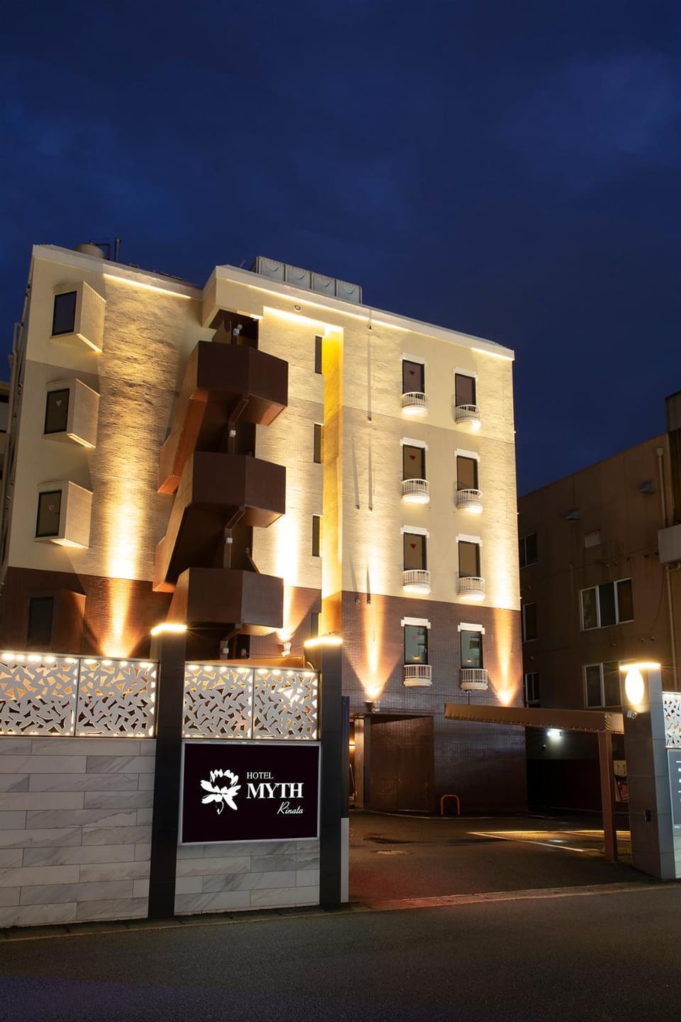 Property building, Night