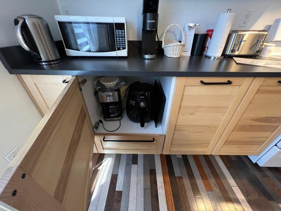 Coffee/tea facilities