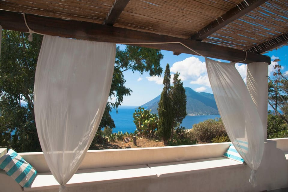 Natural landscape, View (from property/room), Balcony/Terrace, Sea view