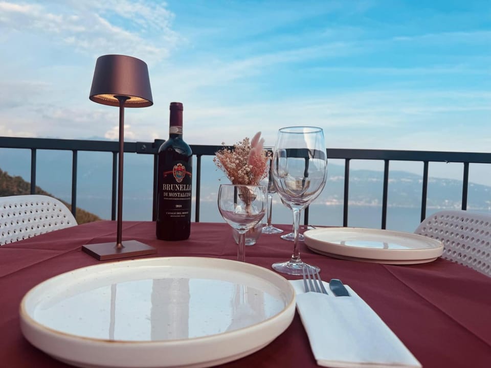 Ca Vecia Hotel in Lake Garda