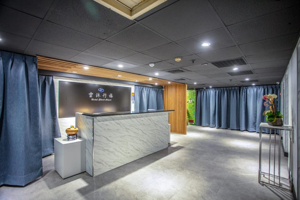 Lobby or reception, On site
