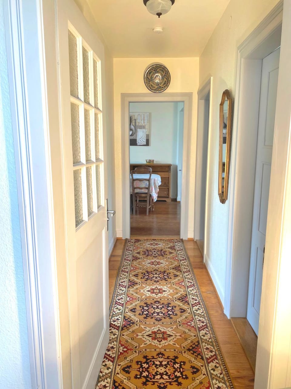 Aulouison Maison spacieuse et paisible de 200 m2, à proximité du Parlement européen Bed and Breakfast in Strasbourg