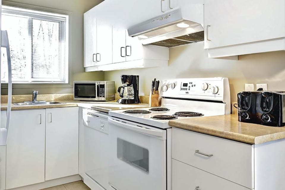 Condo 306 33 Chemin du Hameau by Les Chalets Alpins Apartment in Quebec