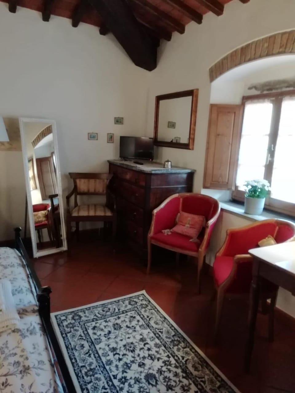 Bedroom, Internal: Not applicable to any particular room