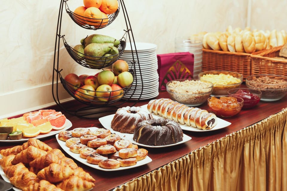 Breakfast, Buffet breakfast