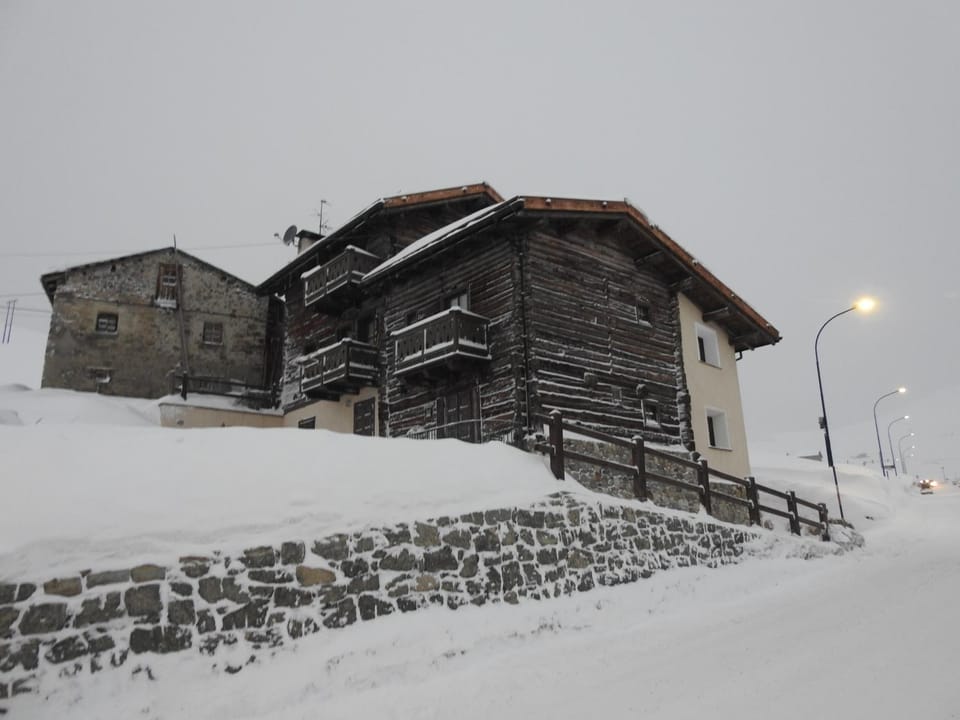 Baita Laura Apartment in Canton of Grisons