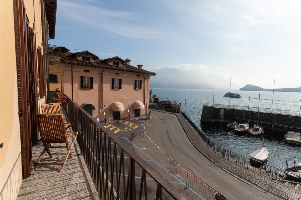 Property building, Balcony/Terrace