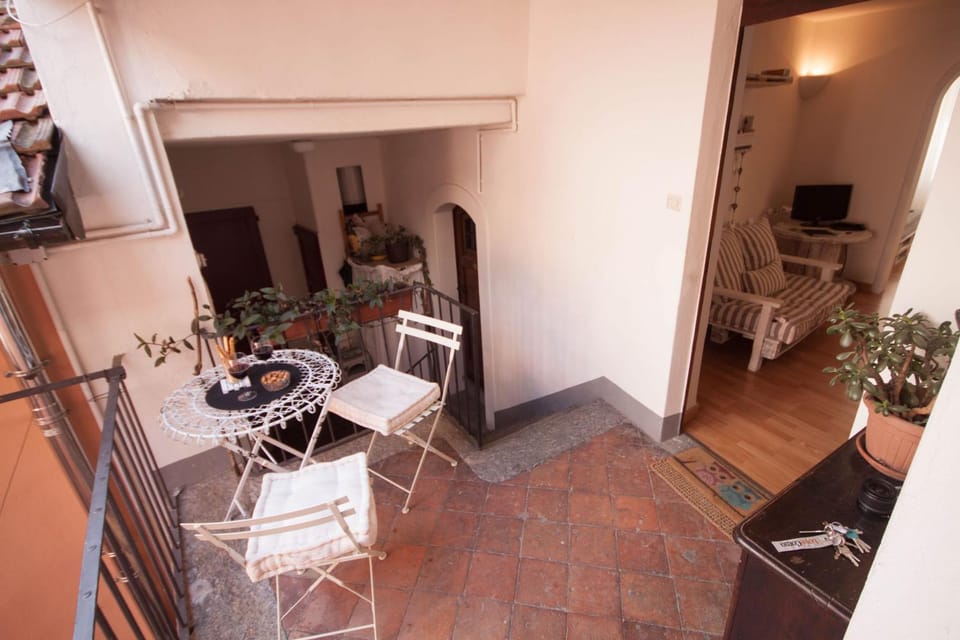Property building, Balcony/Terrace