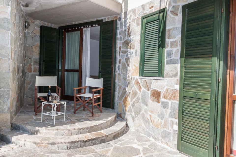 Property building, Balcony/Terrace