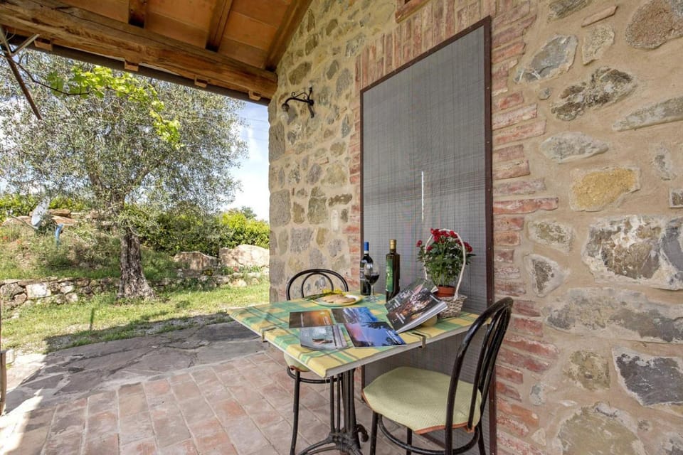 La casina degli olivi Country House in Tuscany