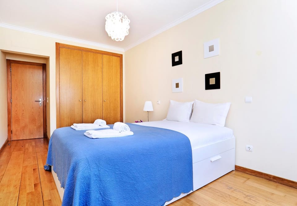 Oeiras by the beach - Checkinhome Apartment in Lisbon District