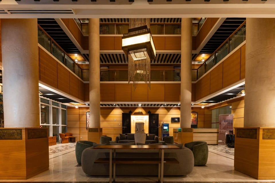 Lobby or reception, Seating area