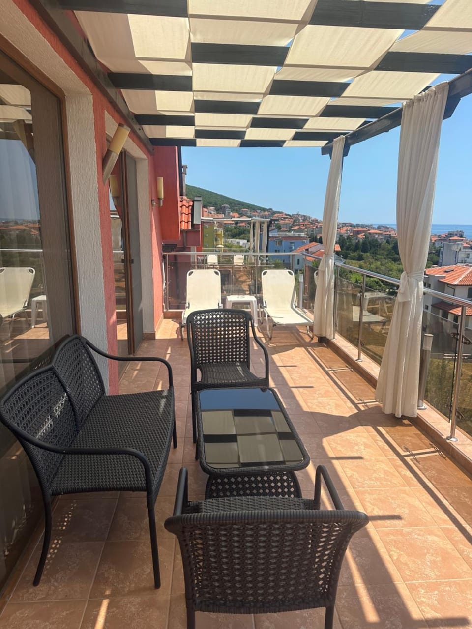 View (from property/room), Balcony/Terrace, Seating area