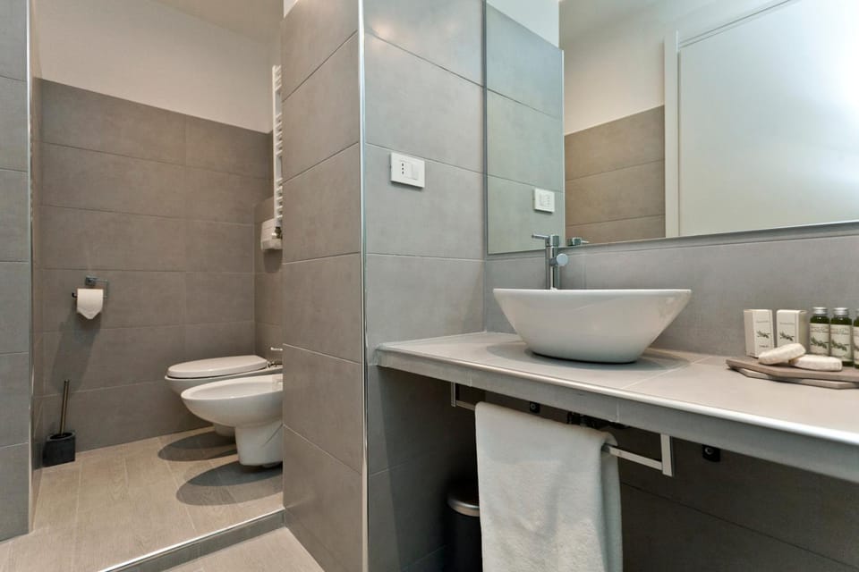 Aeterna Rooms Collection GuestHouse Bed and Breakfast in Rome