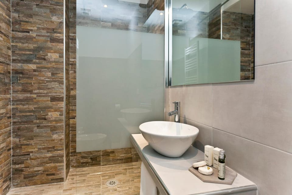 Aeterna Rooms Collection GuestHouse Bed and Breakfast in Rome