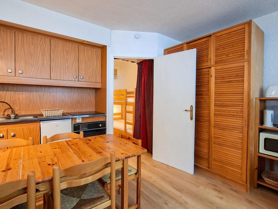 Studio confortable Proche des pistes Casier à ski - FR-1-425-79 Apartment in Arâches-la-Frasse