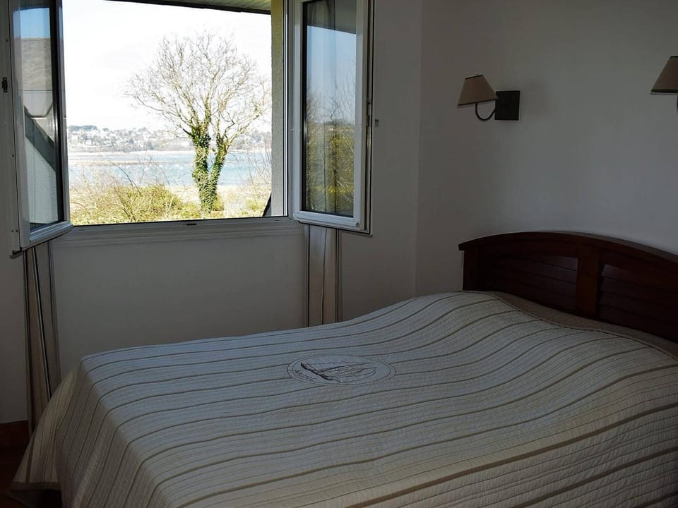 Maison avec jardin clos à louer à Louannec, à proximité de la mer - FR-1-368-65 House in Louannec