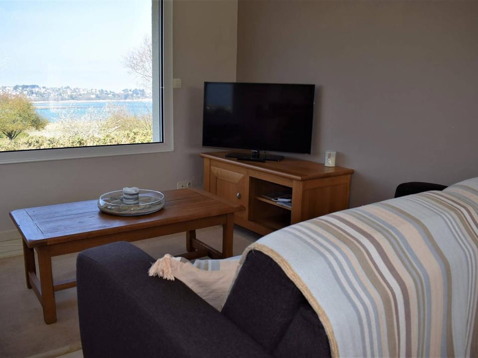 Maison avec jardin clos à louer à Louannec, à proximité de la mer - FR-1-368-65 House in Louannec