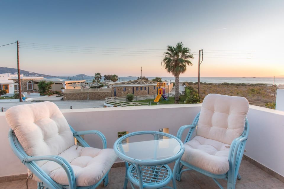 Plaza Beach Hotel Hotel in Naxos, Naxos and Lesser Cyclades, Greece