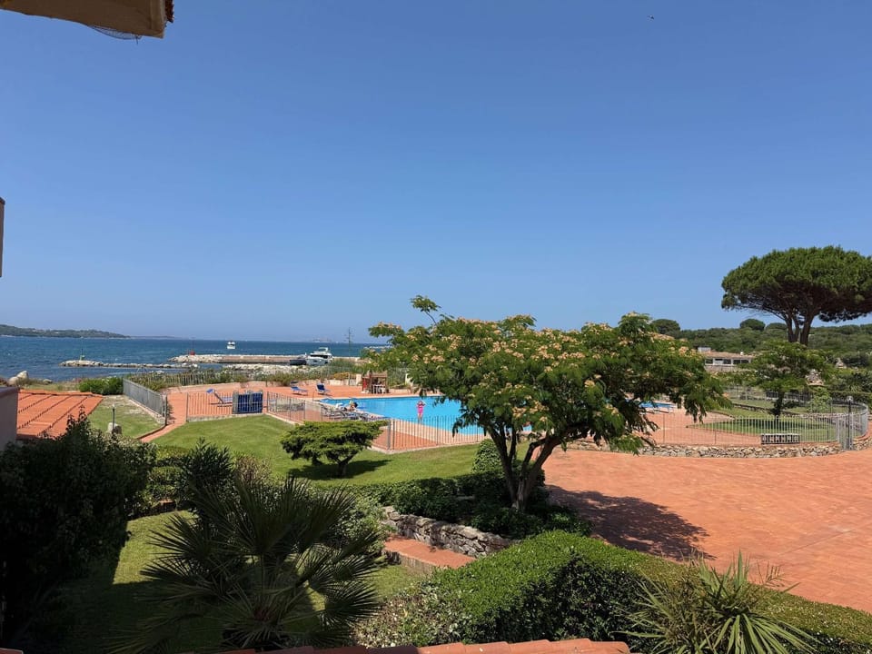Sea view, Swimming pool