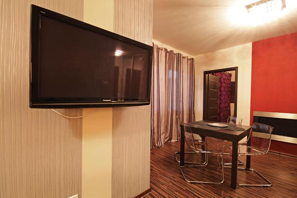 Communal lounge/ TV room, TV and multimedia