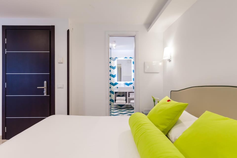 Bathroom, Decorative detail, Bedroom