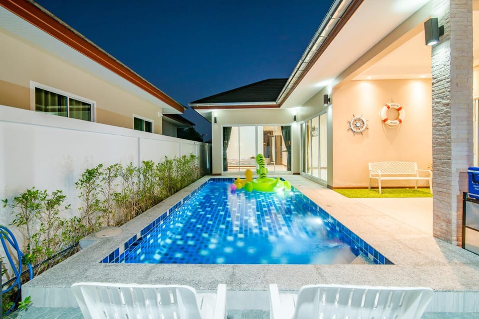 Greenview Pool Villa Cha-am Villa in Thailand