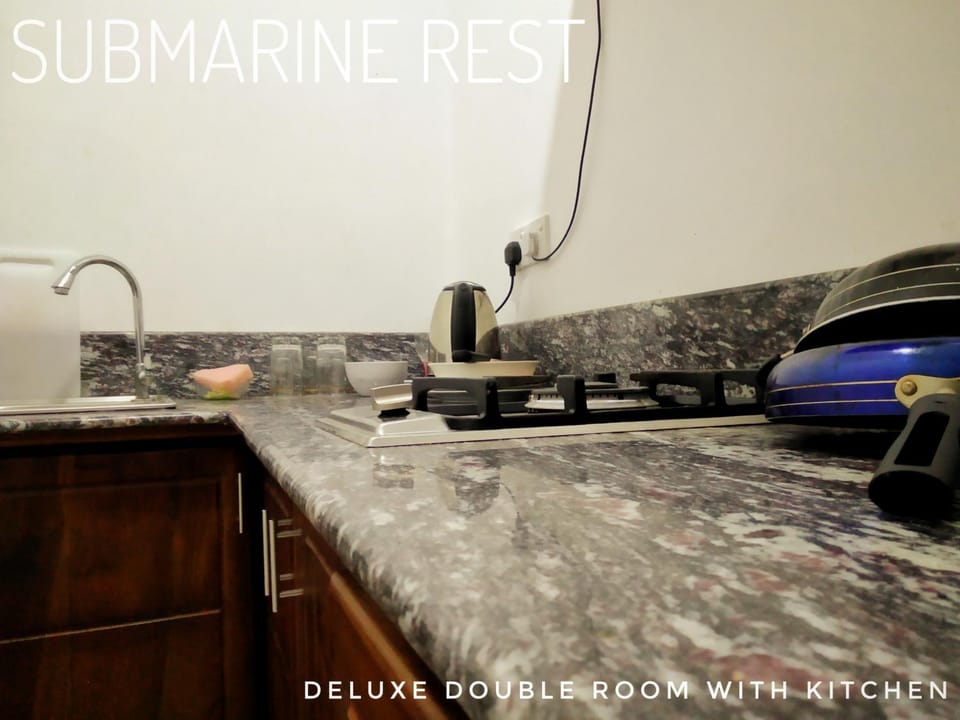 Submarine Rest Bed and Breakfast in Southern Province